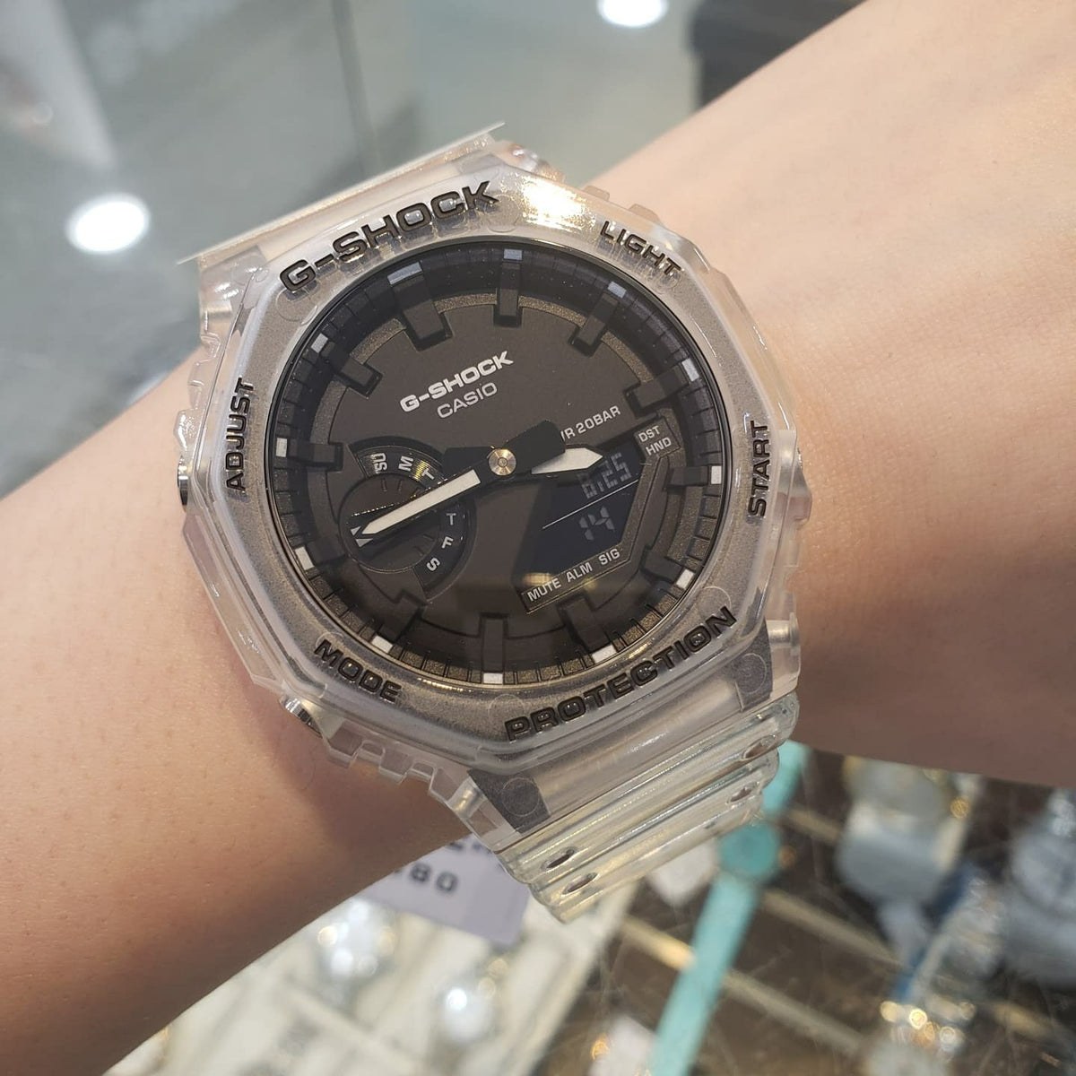 Casio G-Shock Transparent Pack 系列半透明樹脂手錶GA-2100SKE-7ADR