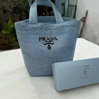 💥現金價💥🌟PRADA MILANO VIP 贈品夏日草編袋(特別版藍色)🌟  -付款後四個星期左右到貨✨